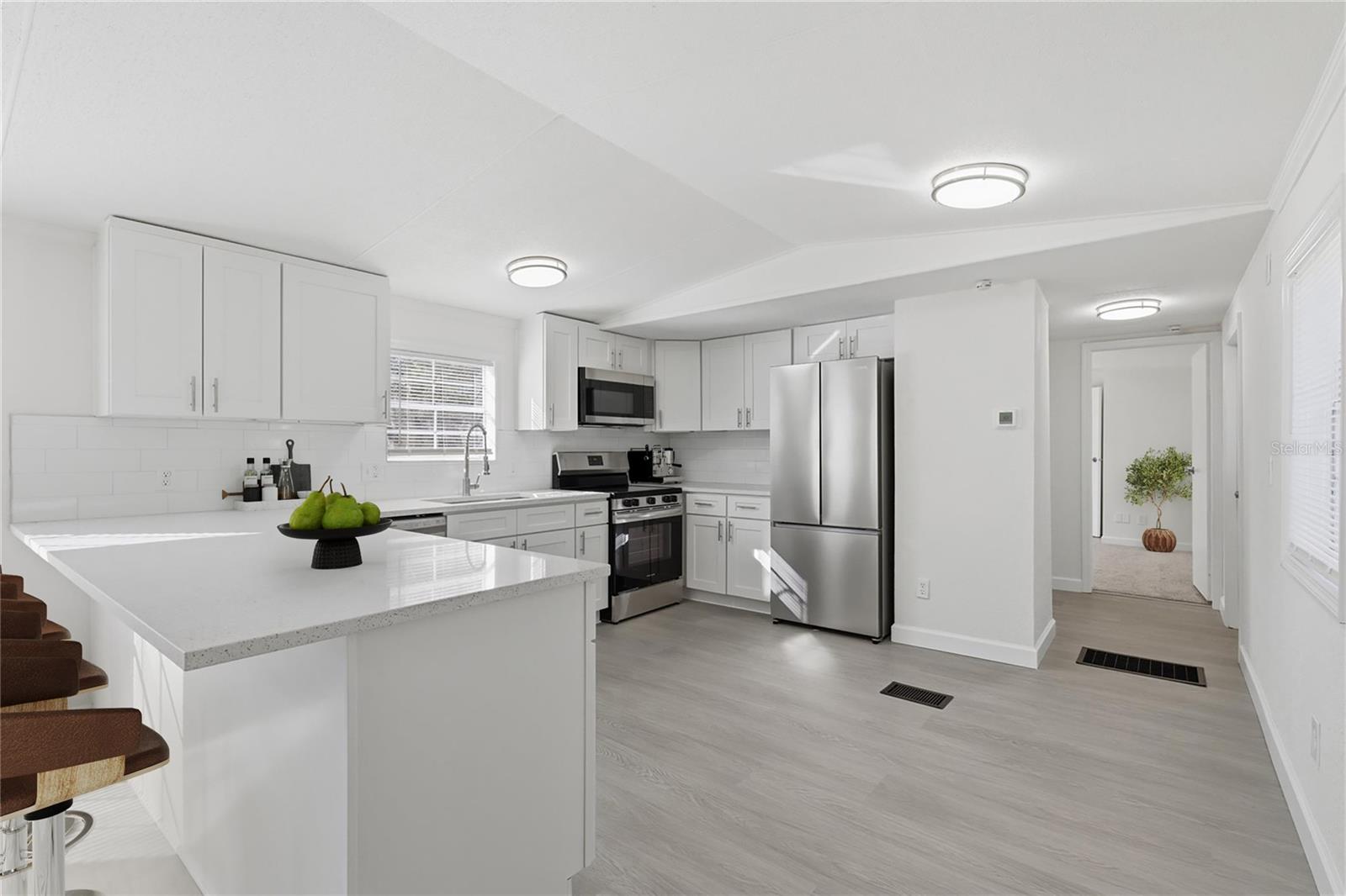 Image 9 of 27 For 14621 Dilbeck Drive