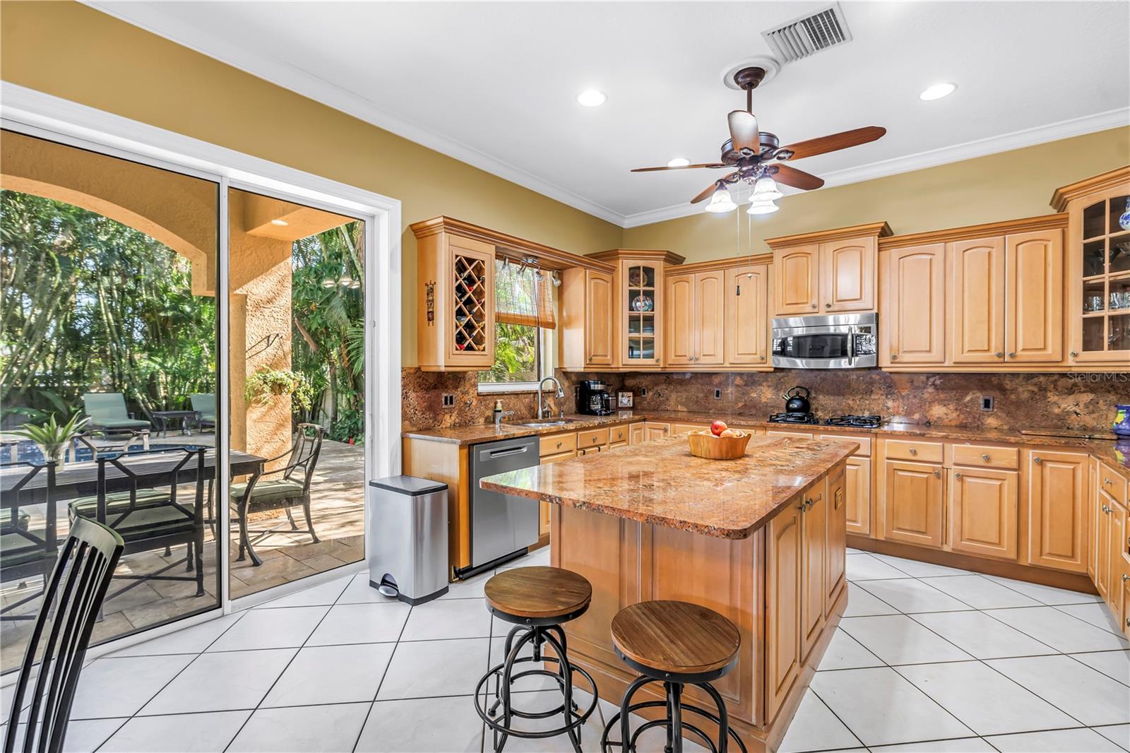 Image 12 of 32 For 1600 Brightwaters Boulevard Ne