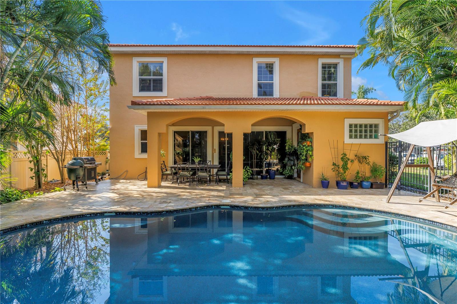 Image 28 of 32 For 1600 Brightwaters Boulevard Ne