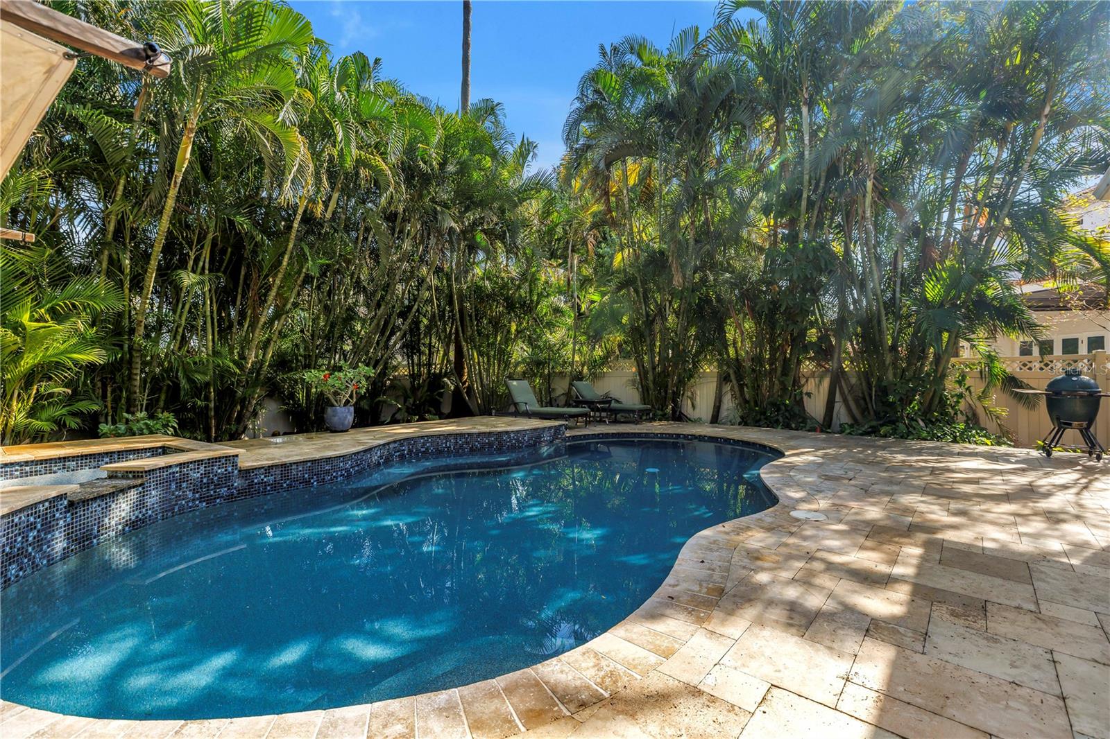 Image 30 of 32 For 1600 Brightwaters Boulevard Ne