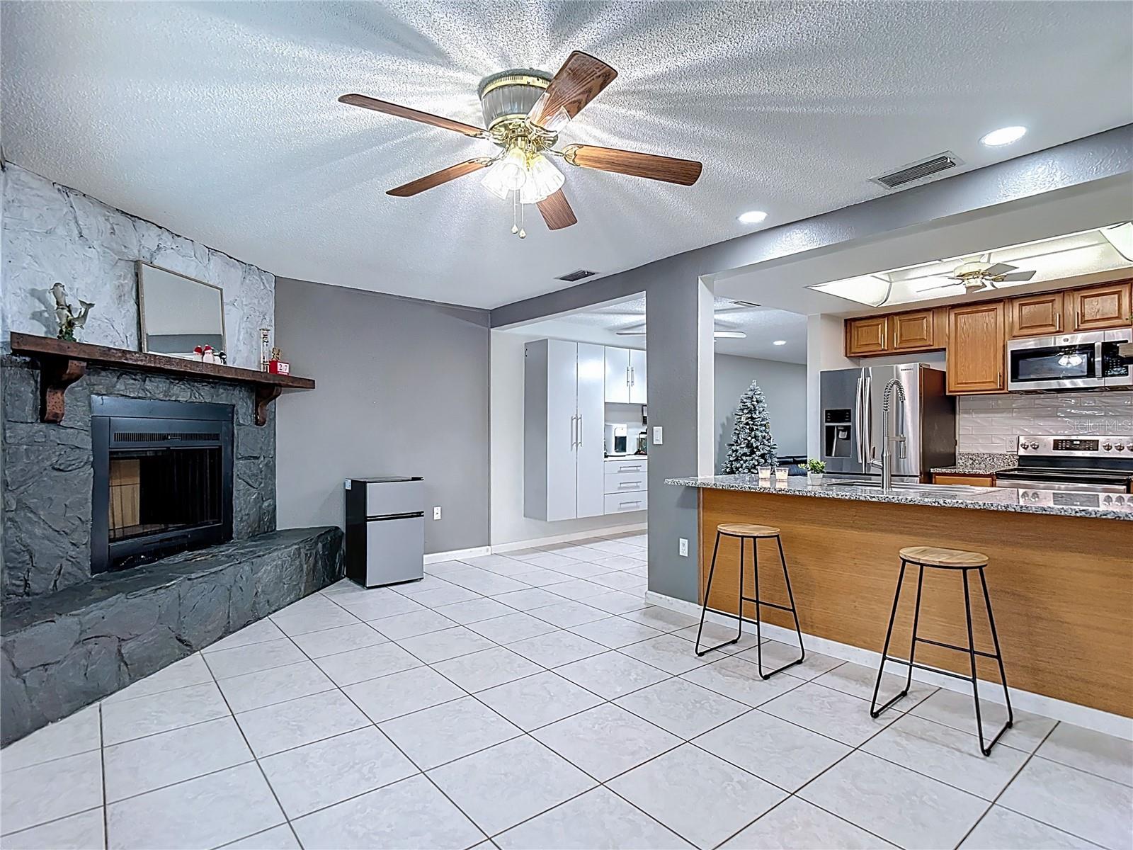 Image 15 of 55 For 9171 Vicksburg Road