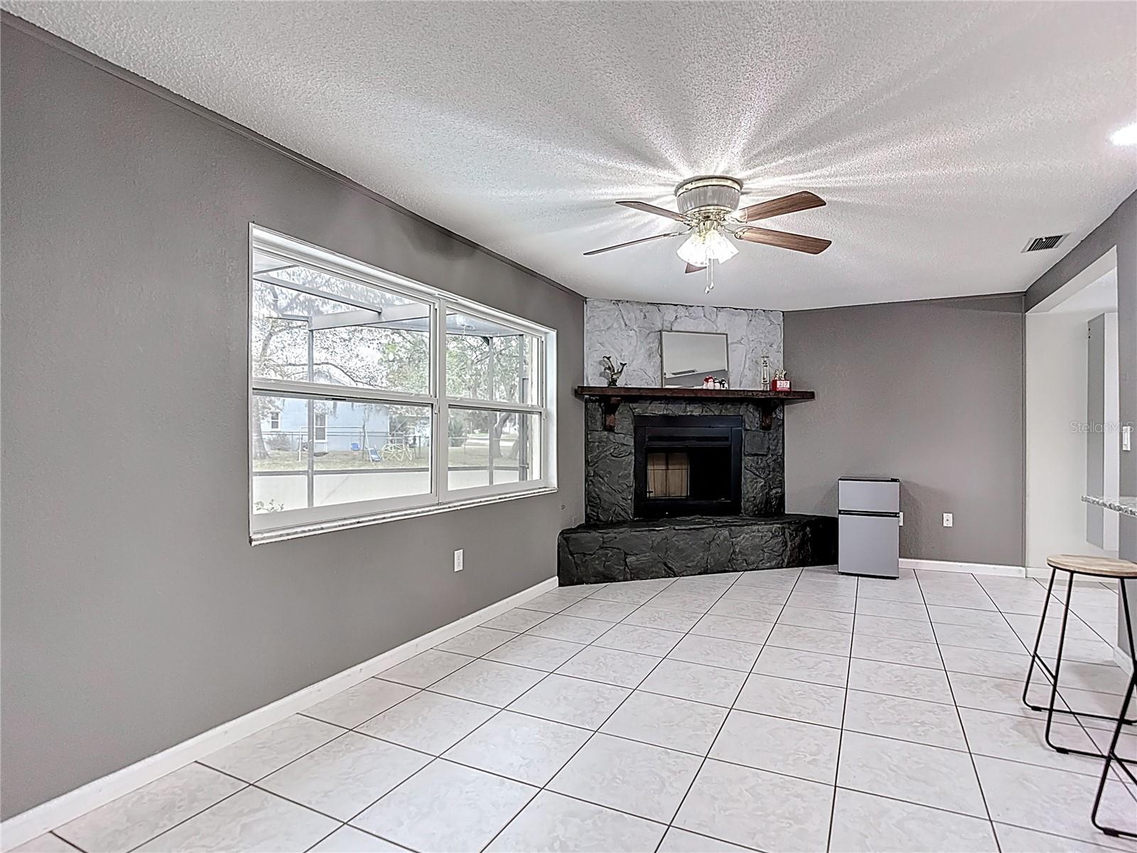 Image 17 of 55 For 9171 Vicksburg Road