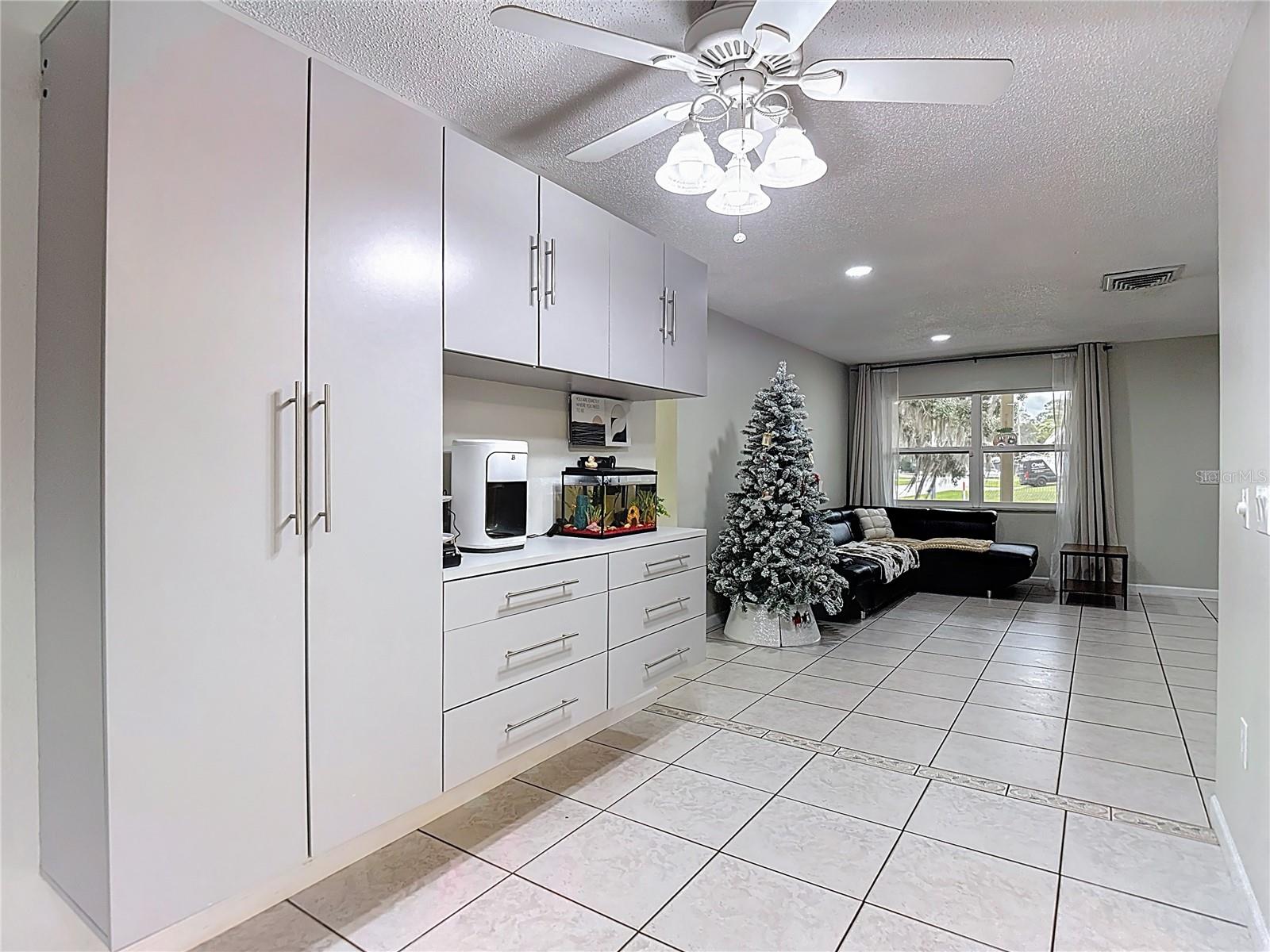 Image 7 of 55 For 9171 Vicksburg Road