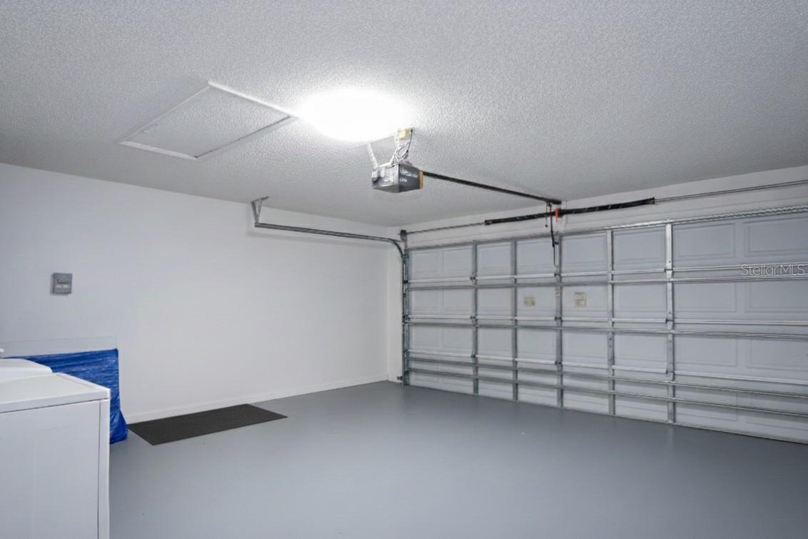 Listing photo id 26 for 6205 Cannoli Place