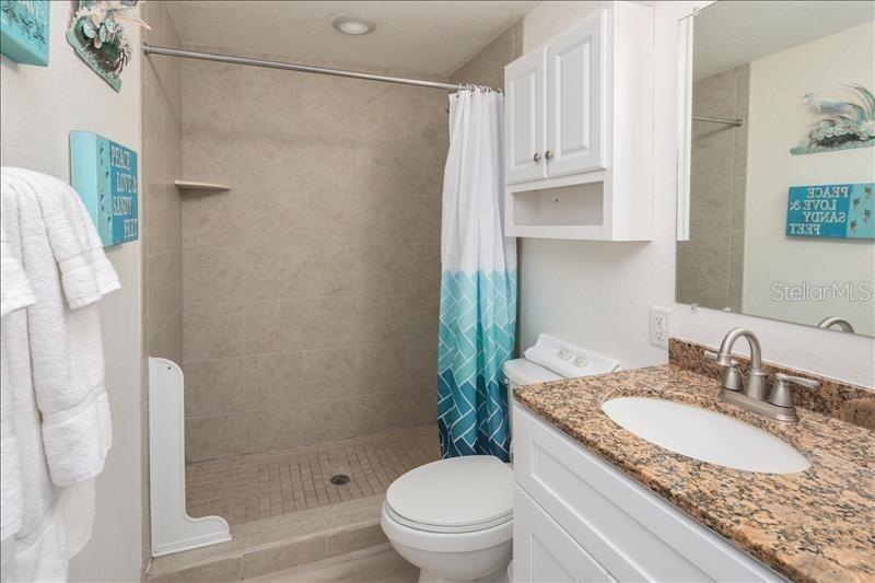 Image 22 of 38 For 12000 Gulf Boulevard 311n