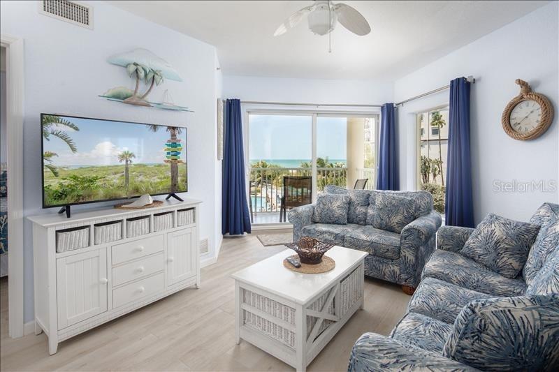 Image 6 of 38 For 12000 Gulf Boulevard 311n