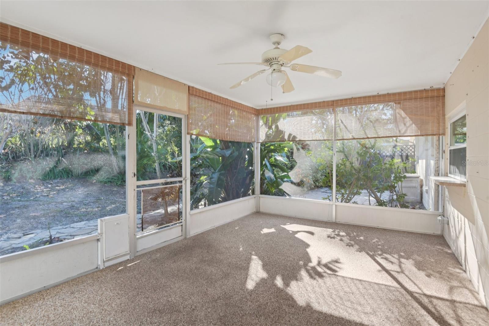 Image 22 of 28 For 2329 Orangehill Avenue