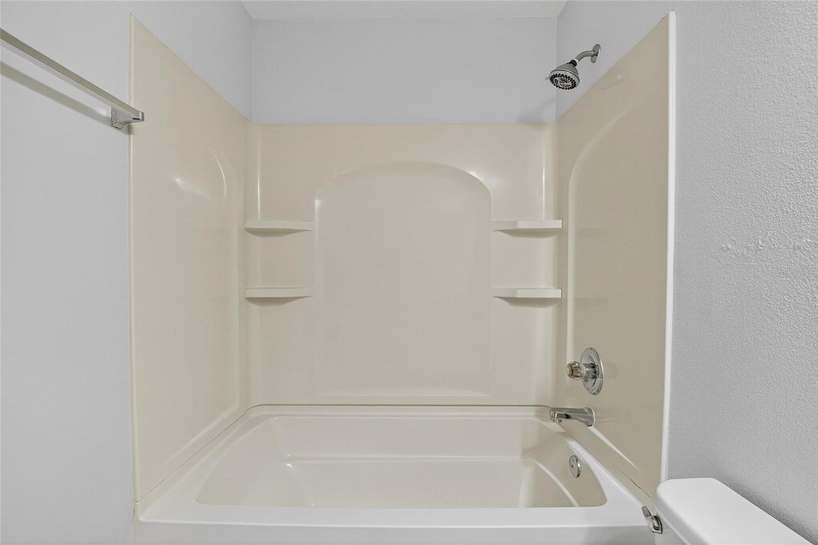 Image 24 of 40 For 10830 Lake Saint Charles Boulevard