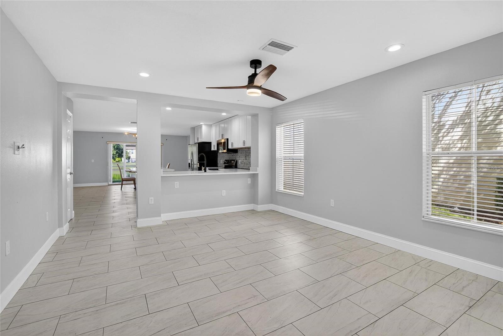 Image 4 of 40 For 10830 Lake Saint Charles Boulevard