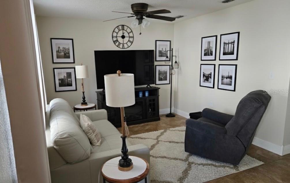 Image 2 of 43 For 10038 62nd Terrace N 11