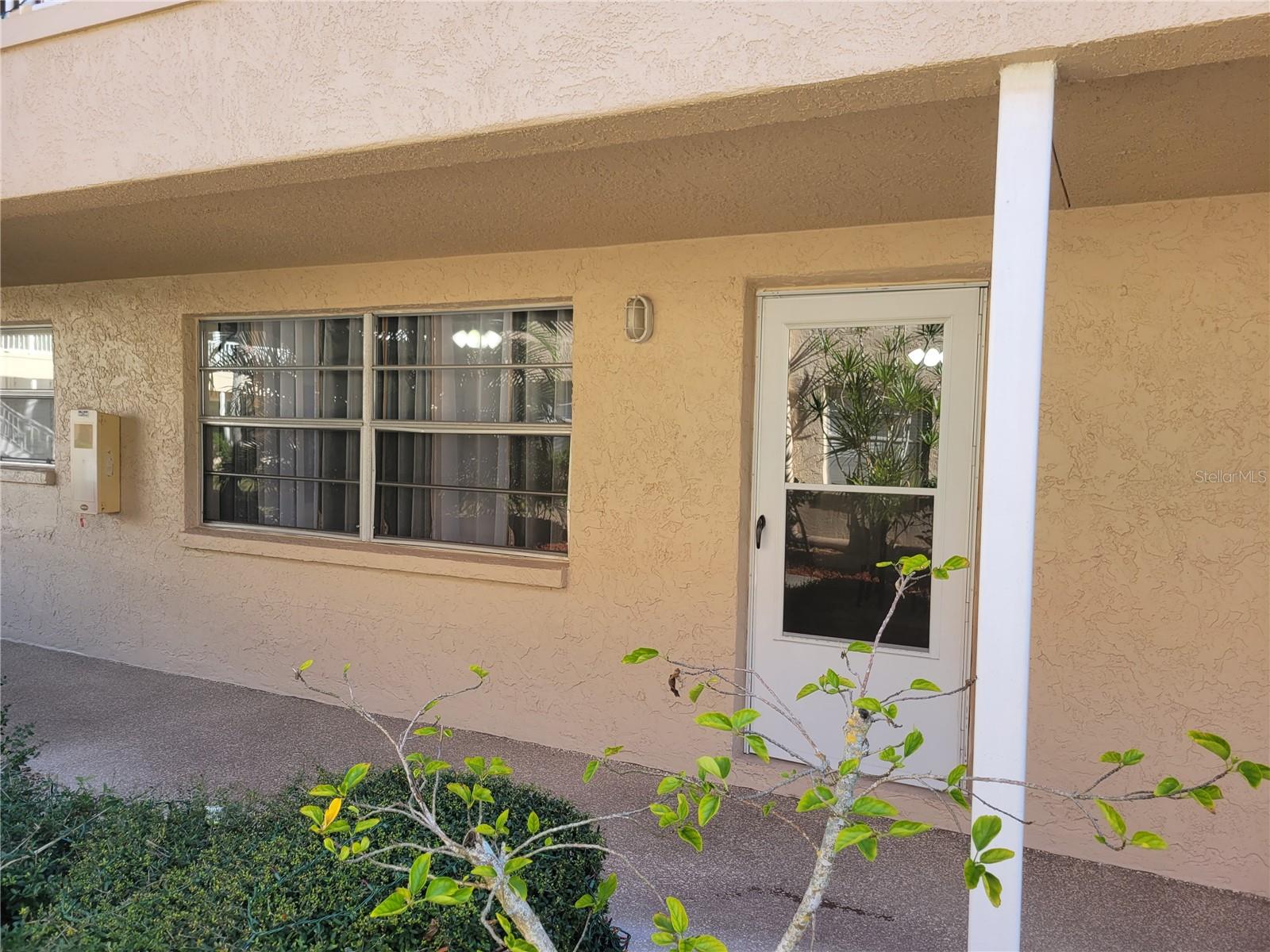 Image 21 of 43 For 10038 62nd Terrace N 11