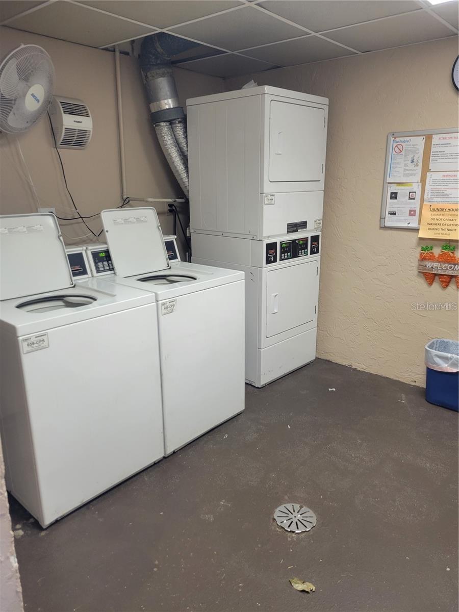 Image 40 of 43 For 10038 62nd Terrace N 11