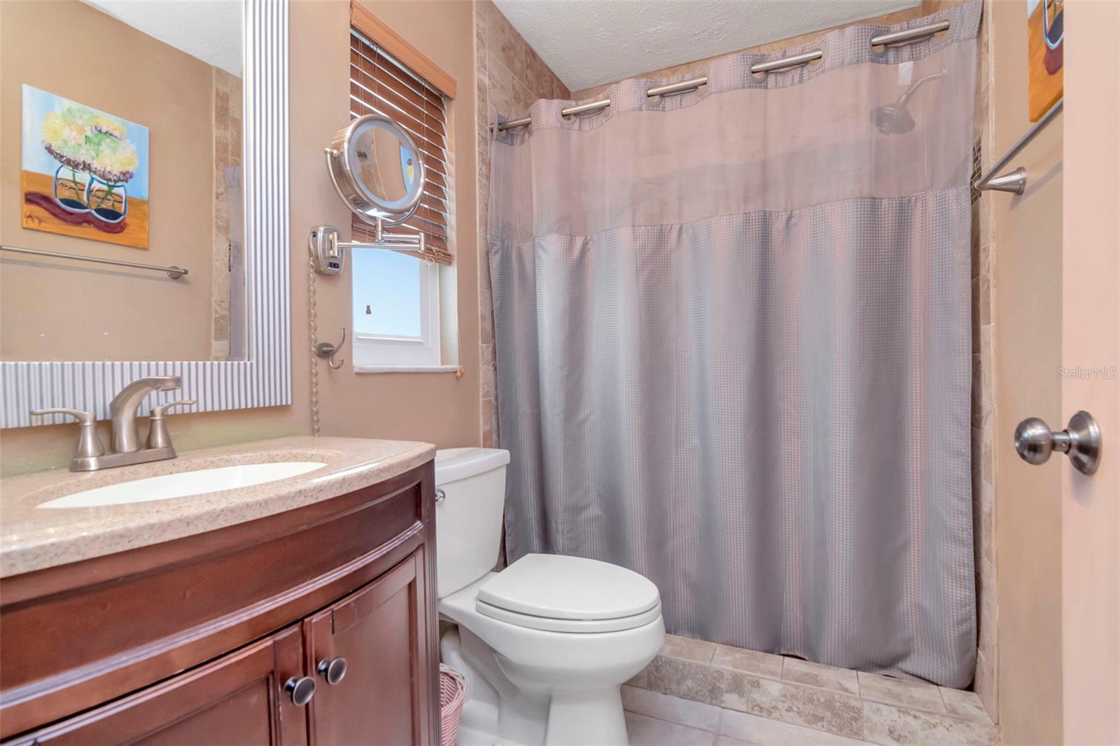 Image 32 of 62 For 12418 84th  