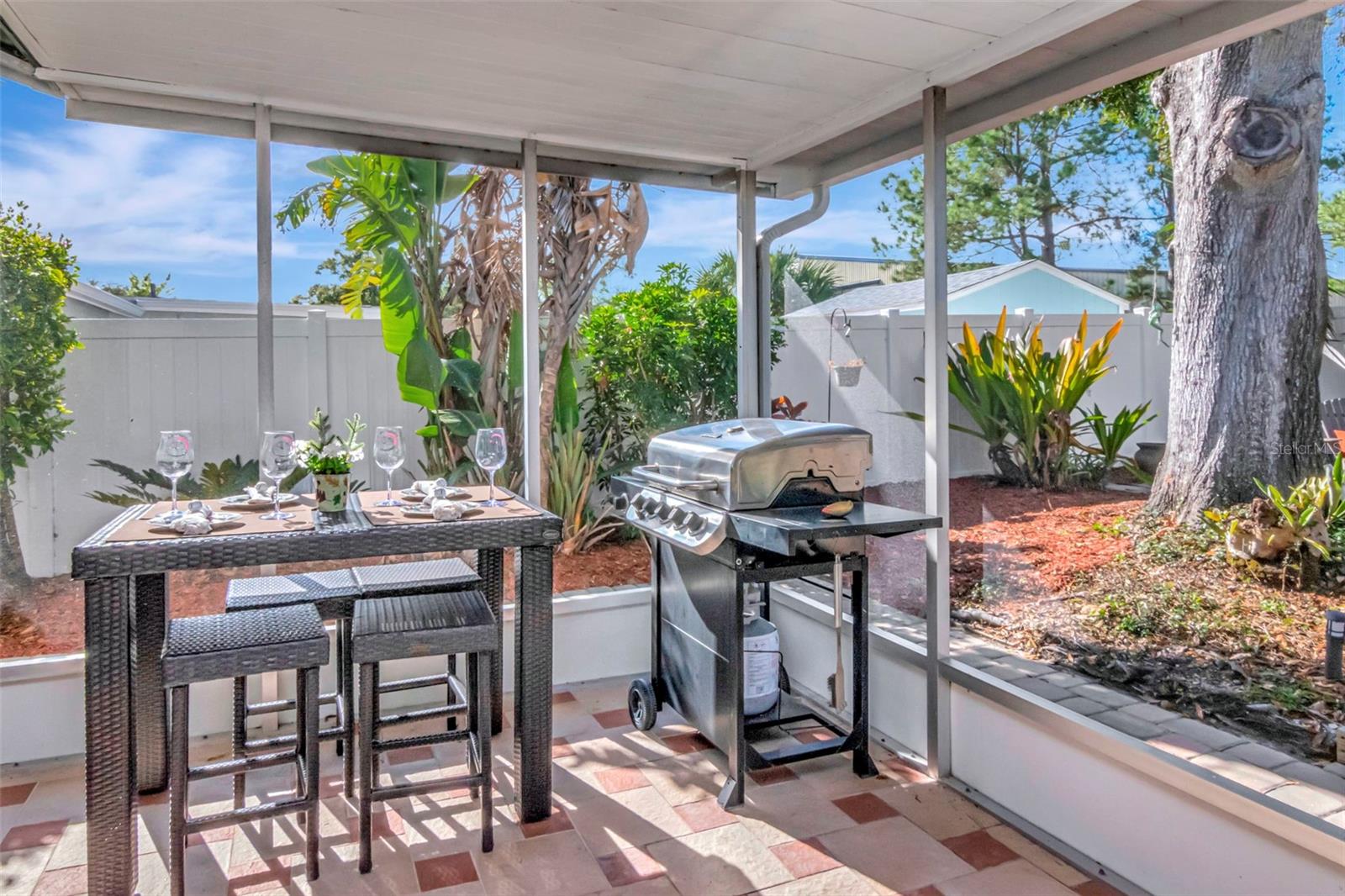 Image 41 of 62 For 12418 84th  