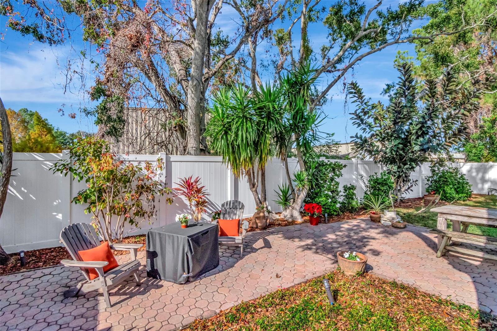 Image 45 of 62 For 12418 84th  