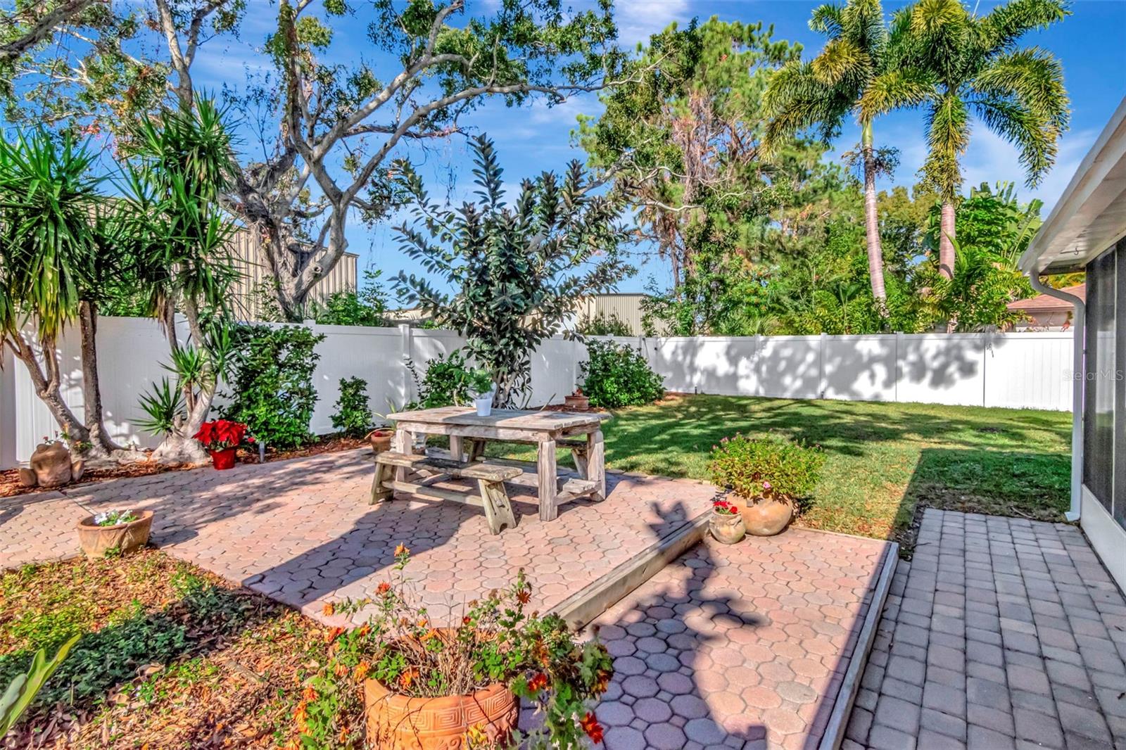 Image 48 of 62 For 12418 84th  