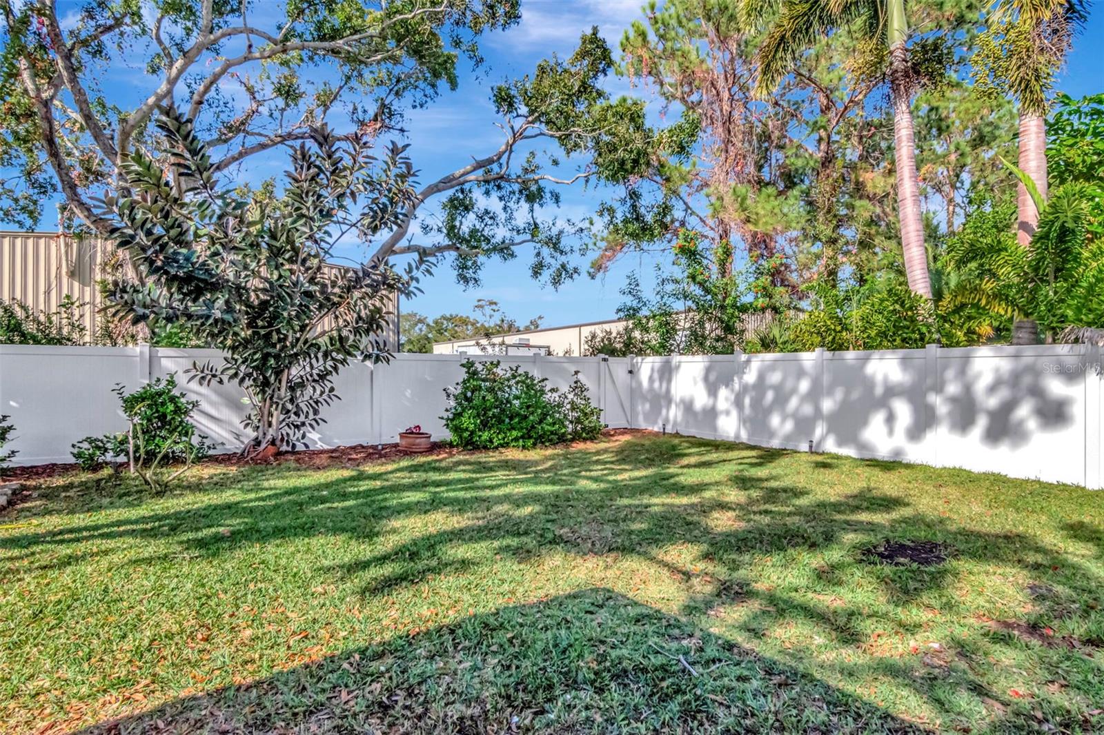 Image 52 of 62 For 12418 84th  