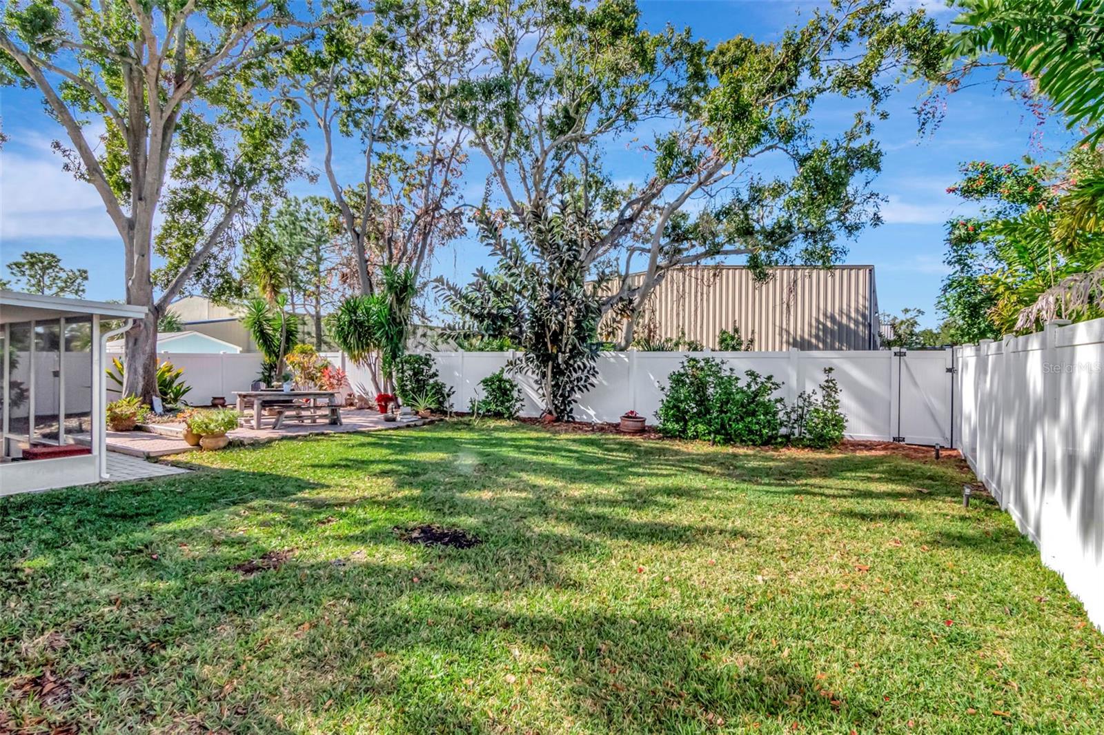 Image 53 of 62 For 12418 84th  