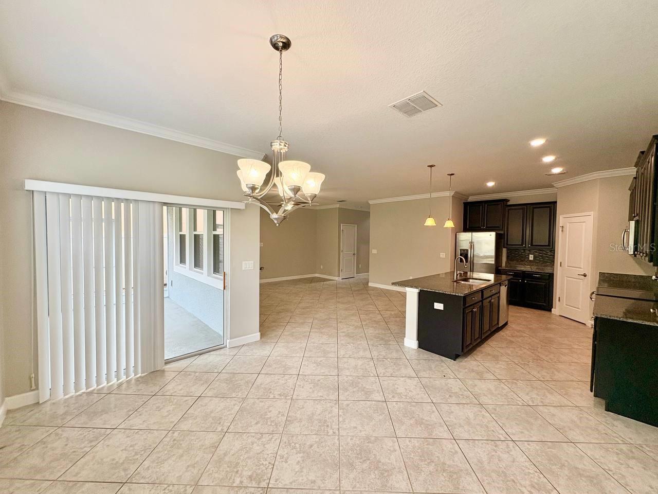 Image 10 of 31 For 1695 Ludington Avenue