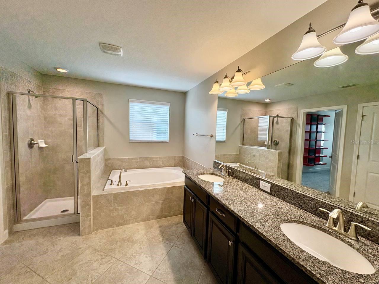 Image 16 of 31 For 1695 Ludington Avenue