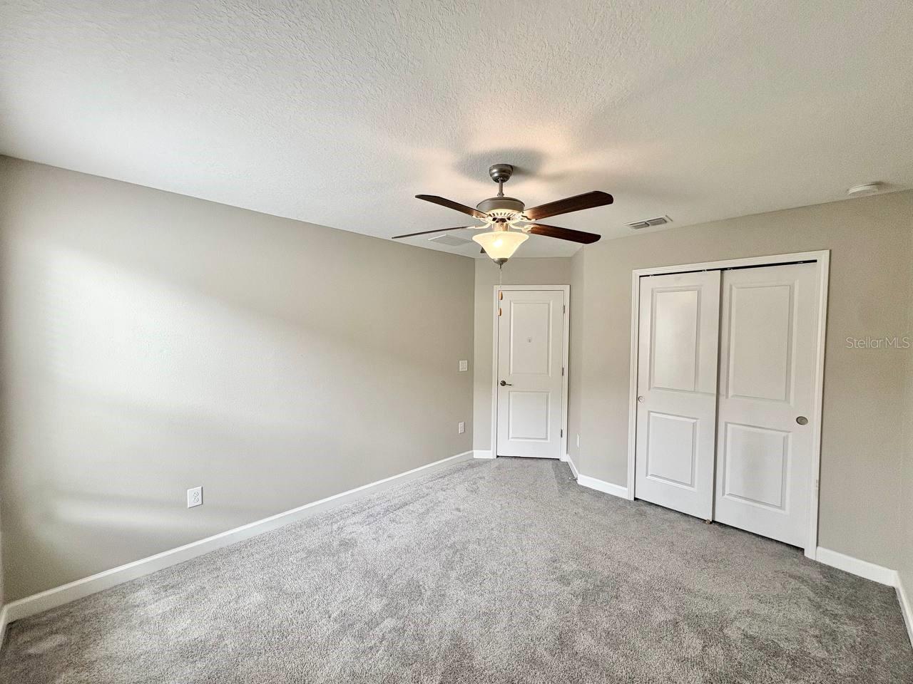 Image 21 of 31 For 1695 Ludington Avenue