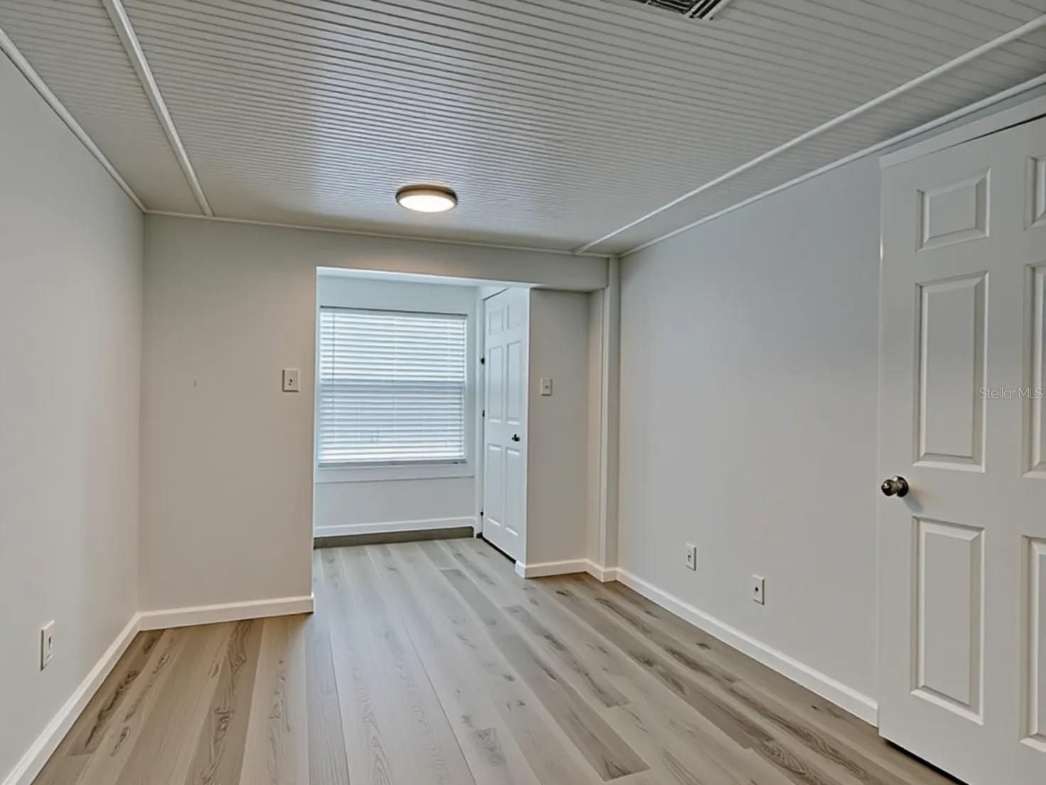 Image 16 of 25 For 4810 2nd Avenue N E