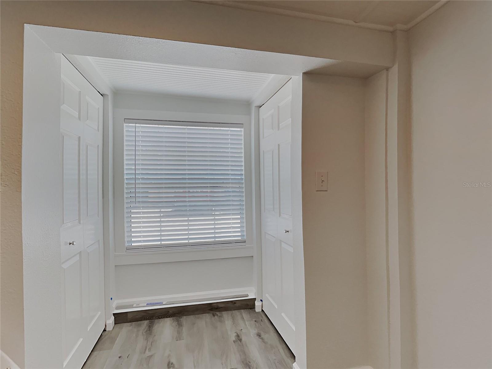 Image 17 of 25 For 4810 2nd Avenue N E