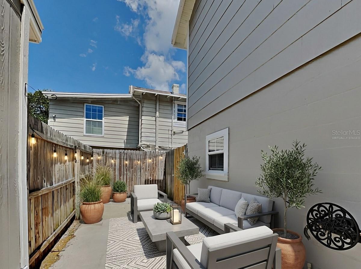 Image 2 of 25 For 4810 2nd Avenue N E