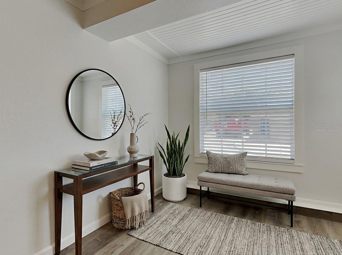 Image 4 of 25 For 4810 2nd Avenue N E