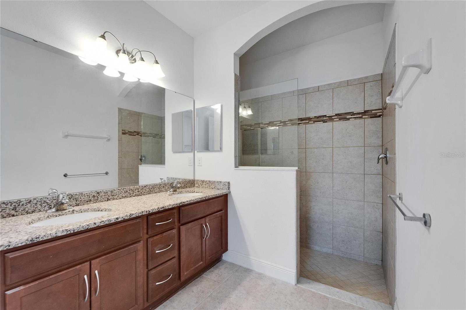 Image 26 of 66 For 11911 Sunburst Marble Road