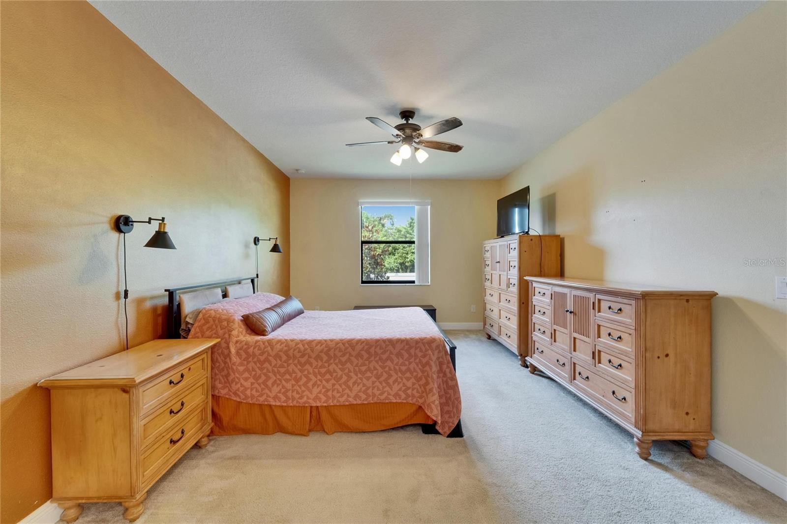 Image 36 of 66 For 11911 Sunburst Marble Road