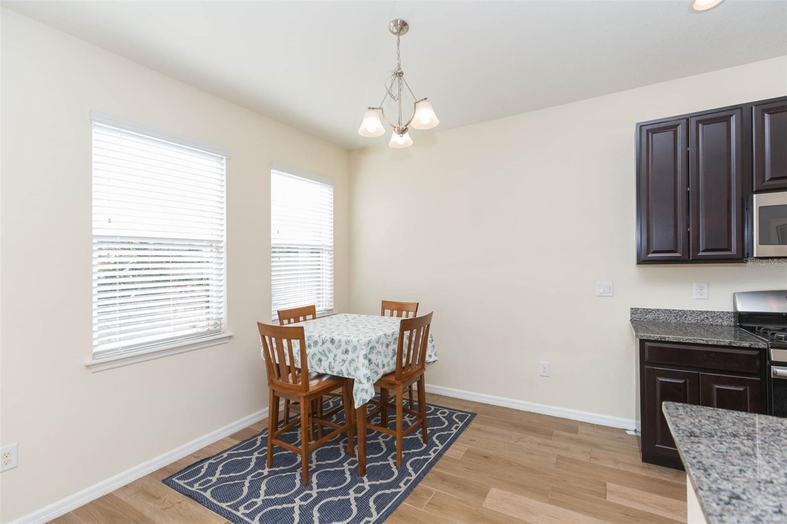 Listing photo id 13 for 11241 Spring Point Circle