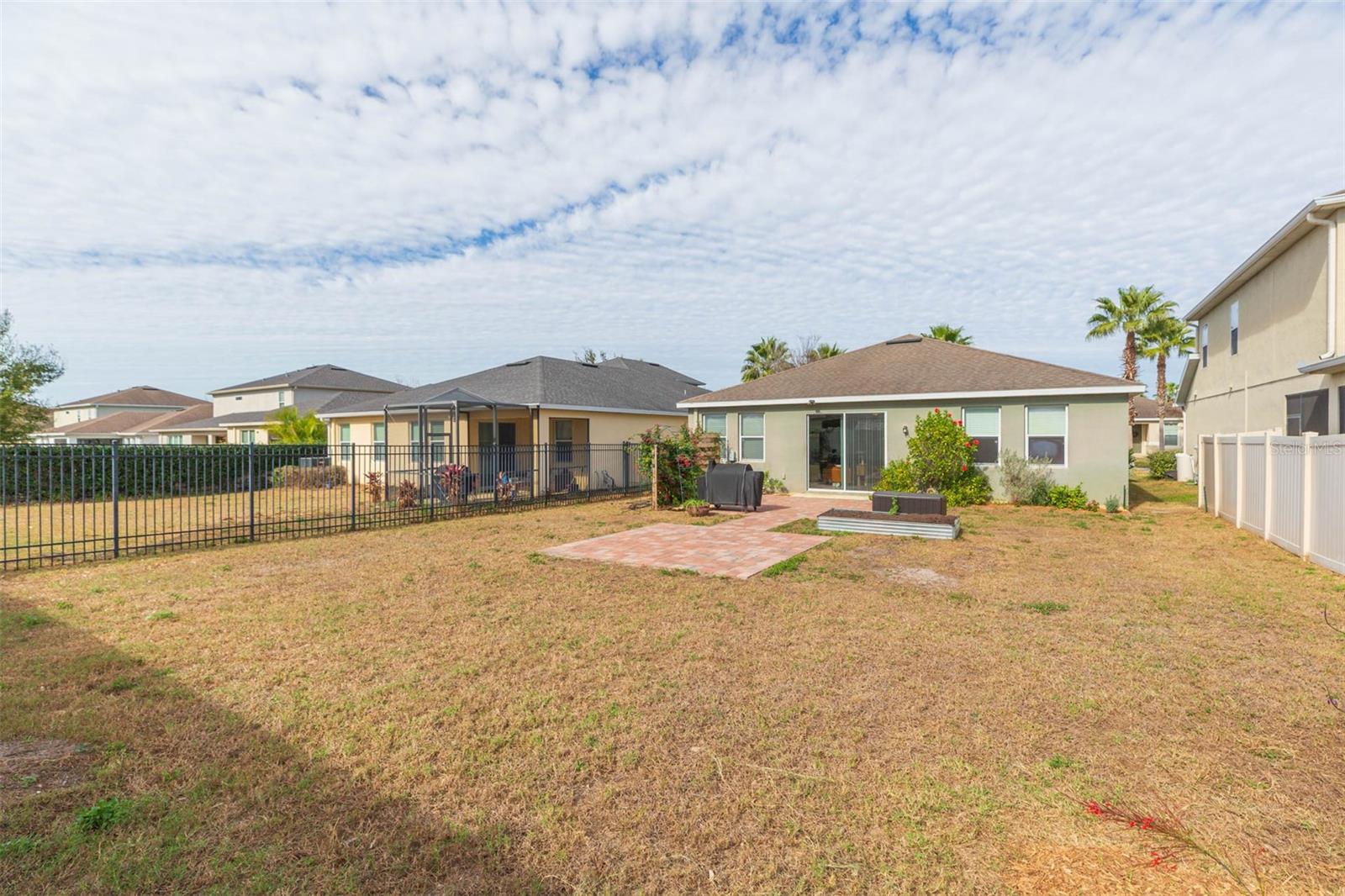 Listing photo id 32 for 11241 Spring Point Circle