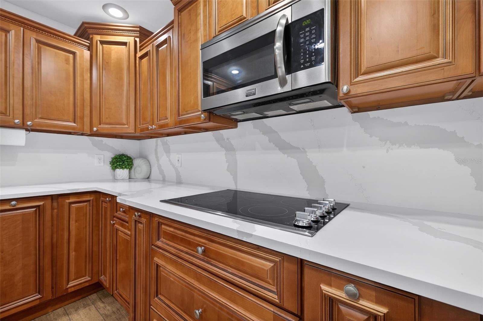 Image 13 of 57 For 8718 Palisades Drive