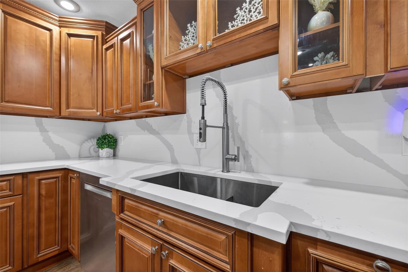 Image 15 of 57 For 8718 Palisades Drive