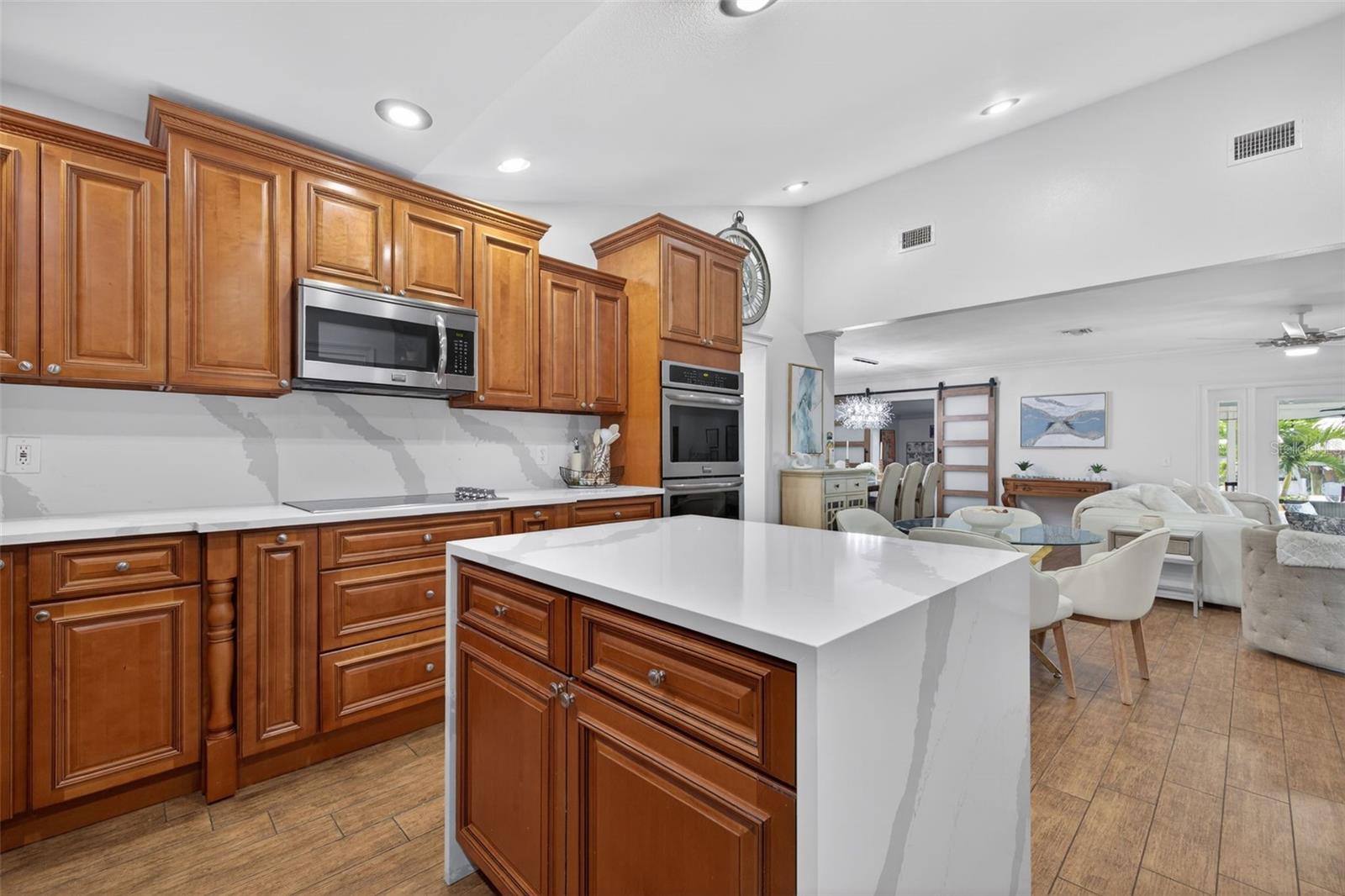 Image 16 of 57 For 8718 Palisades Drive