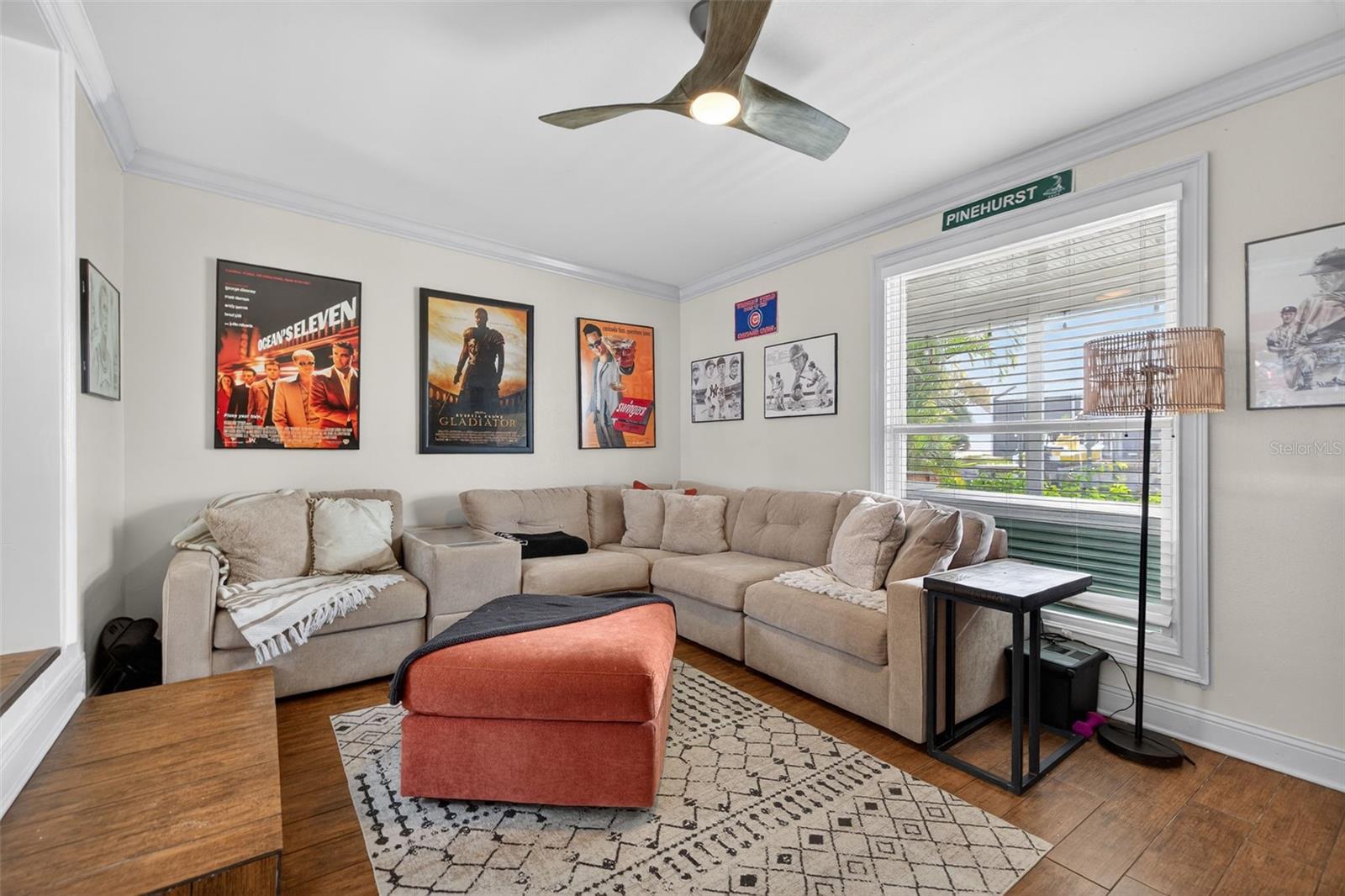 Image 19 of 57 For 8718 Palisades Drive