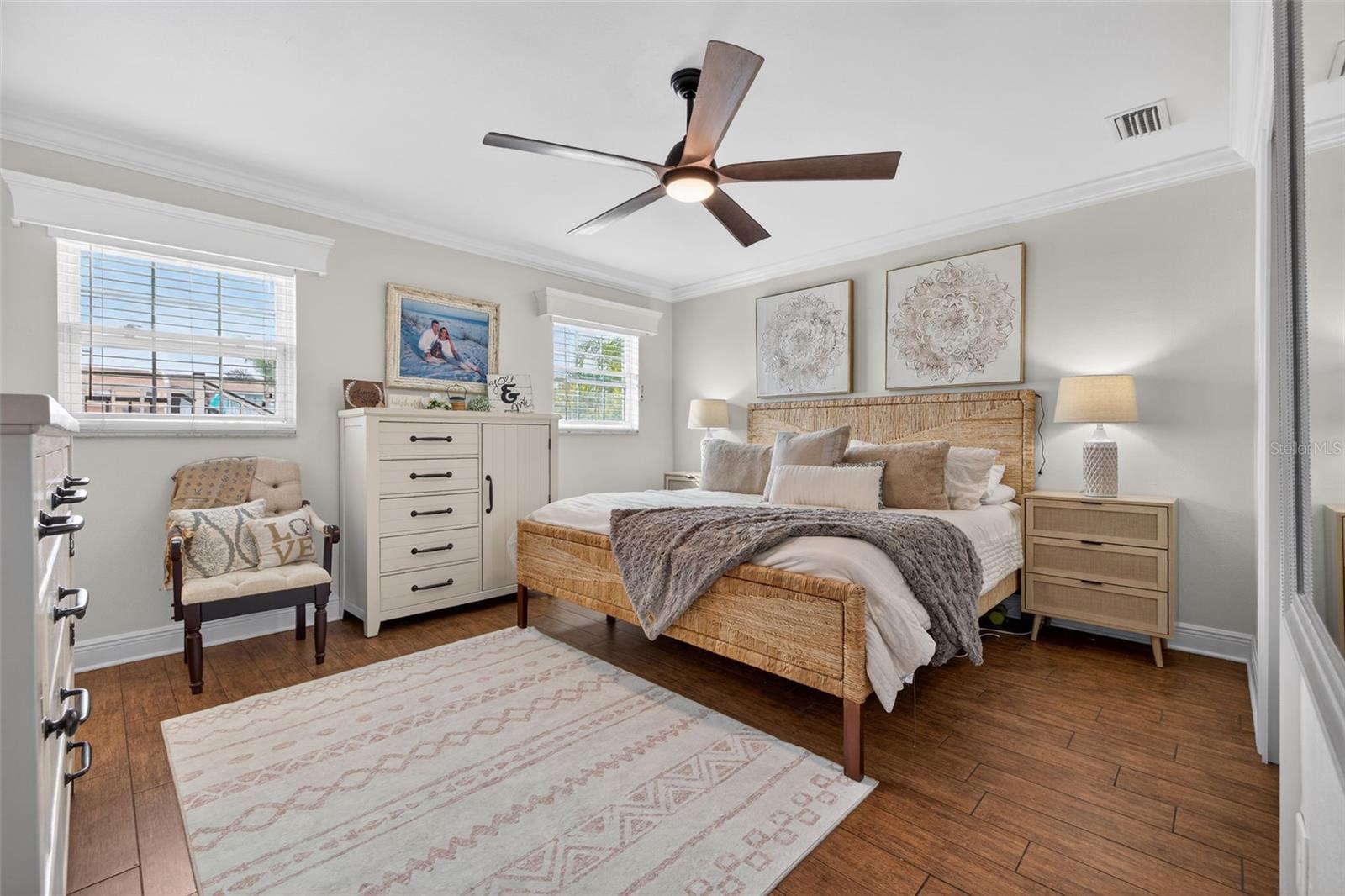 Image 20 of 57 For 8718 Palisades Drive