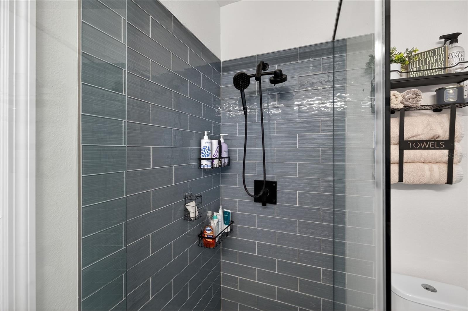 Image 29 of 57 For 8718 Palisades Drive