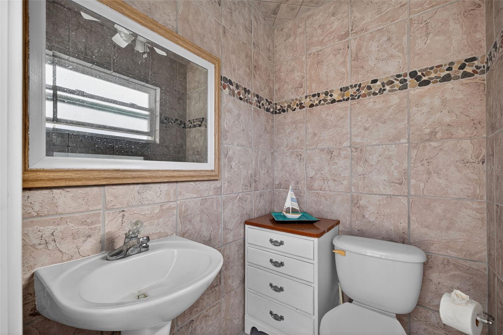 Image 47 of 57 For 8718 Palisades Drive