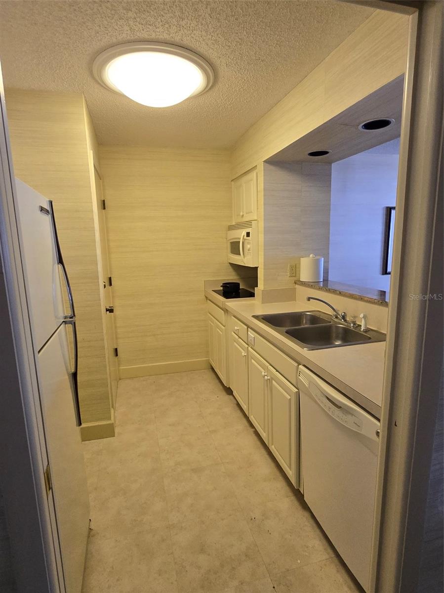 Image 17 of 20 For 4774 Fox Hunt Lane A108