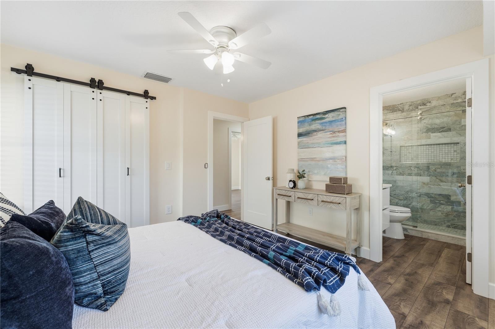 Image 24 of 35 For 4121 Palo Alto Drive