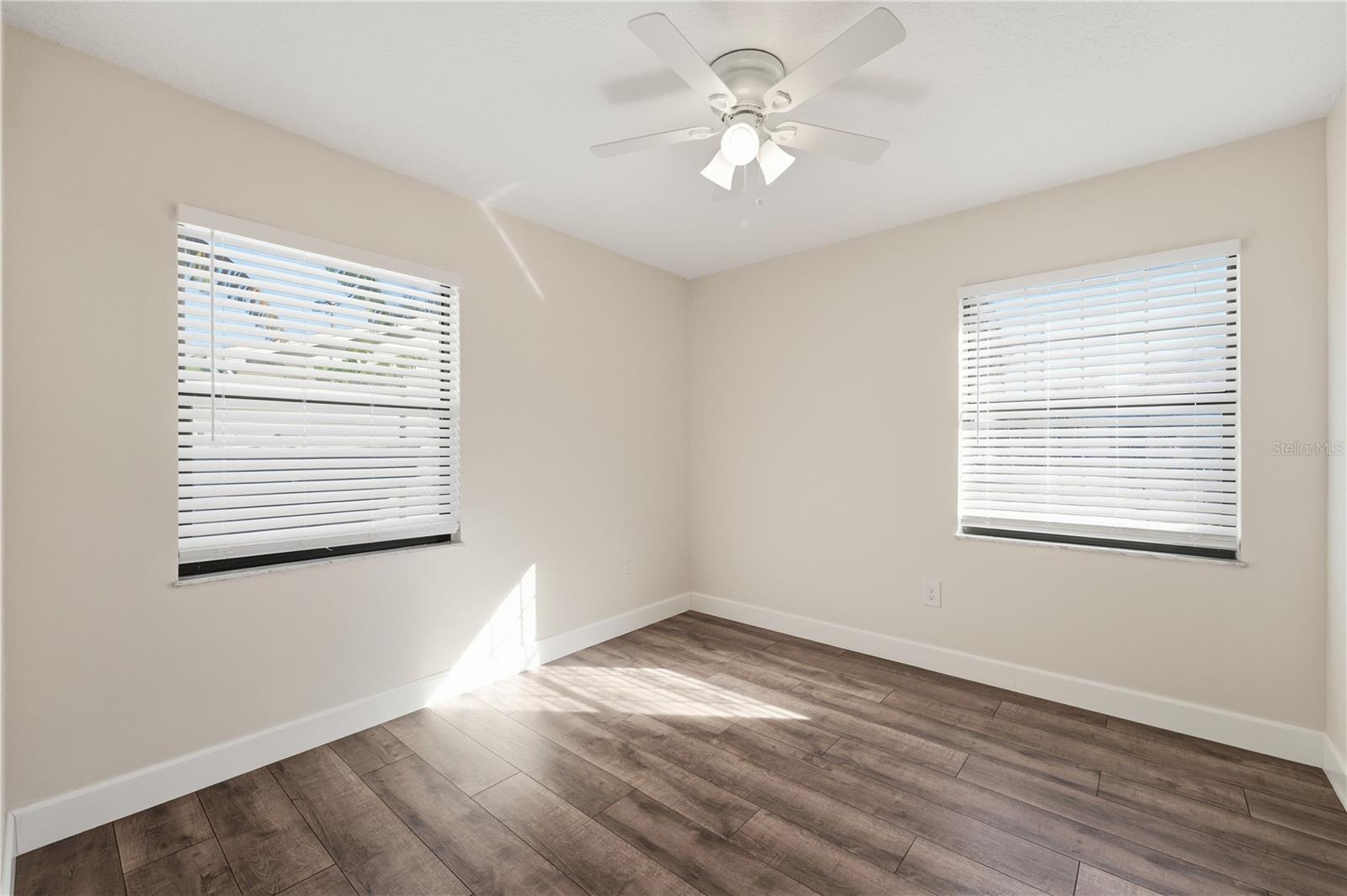 Image 31 of 35 For 4121 Palo Alto Drive