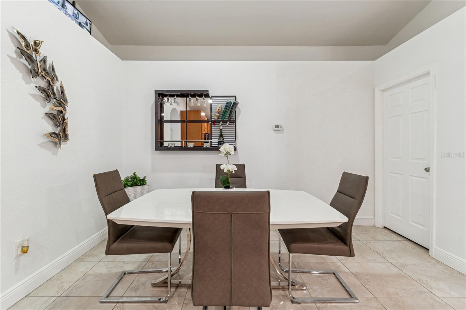 Image 18 of 46 For 1705 Norfolk Street