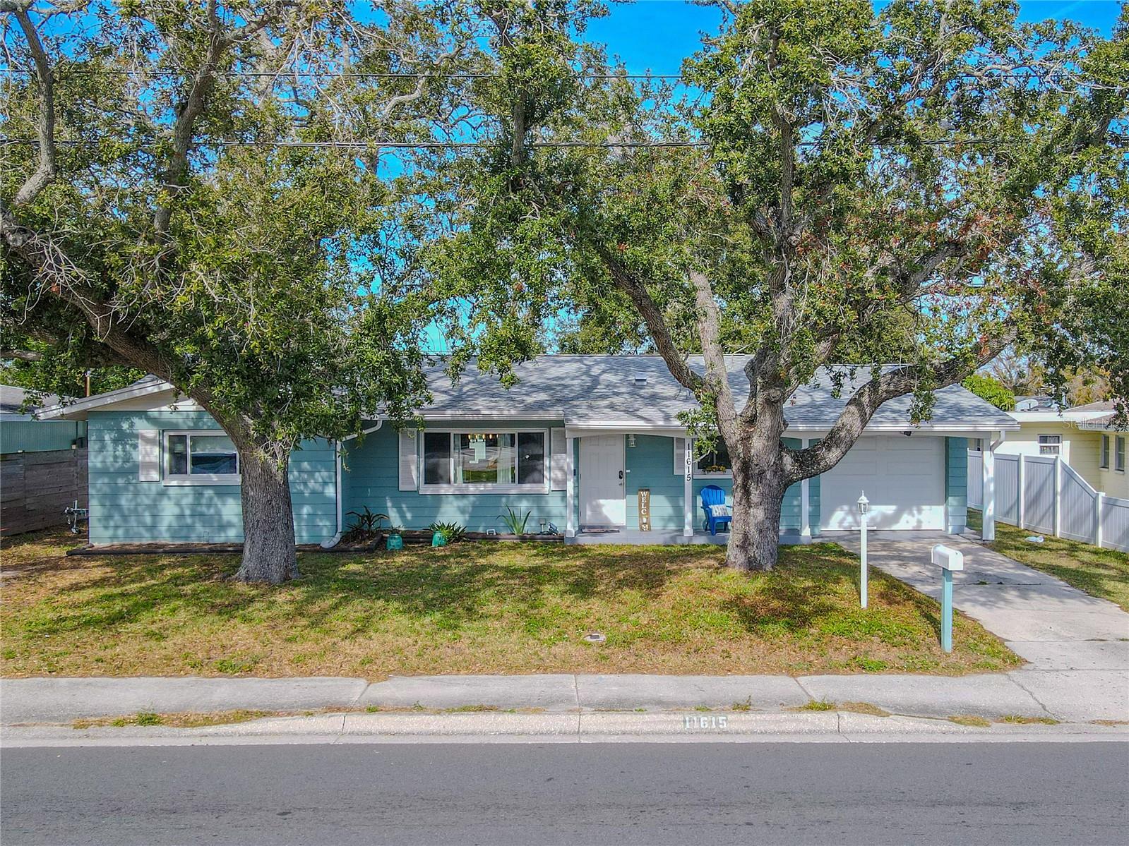 Details for 11615 Park Boulevard, SEMINOLE, FL 33772