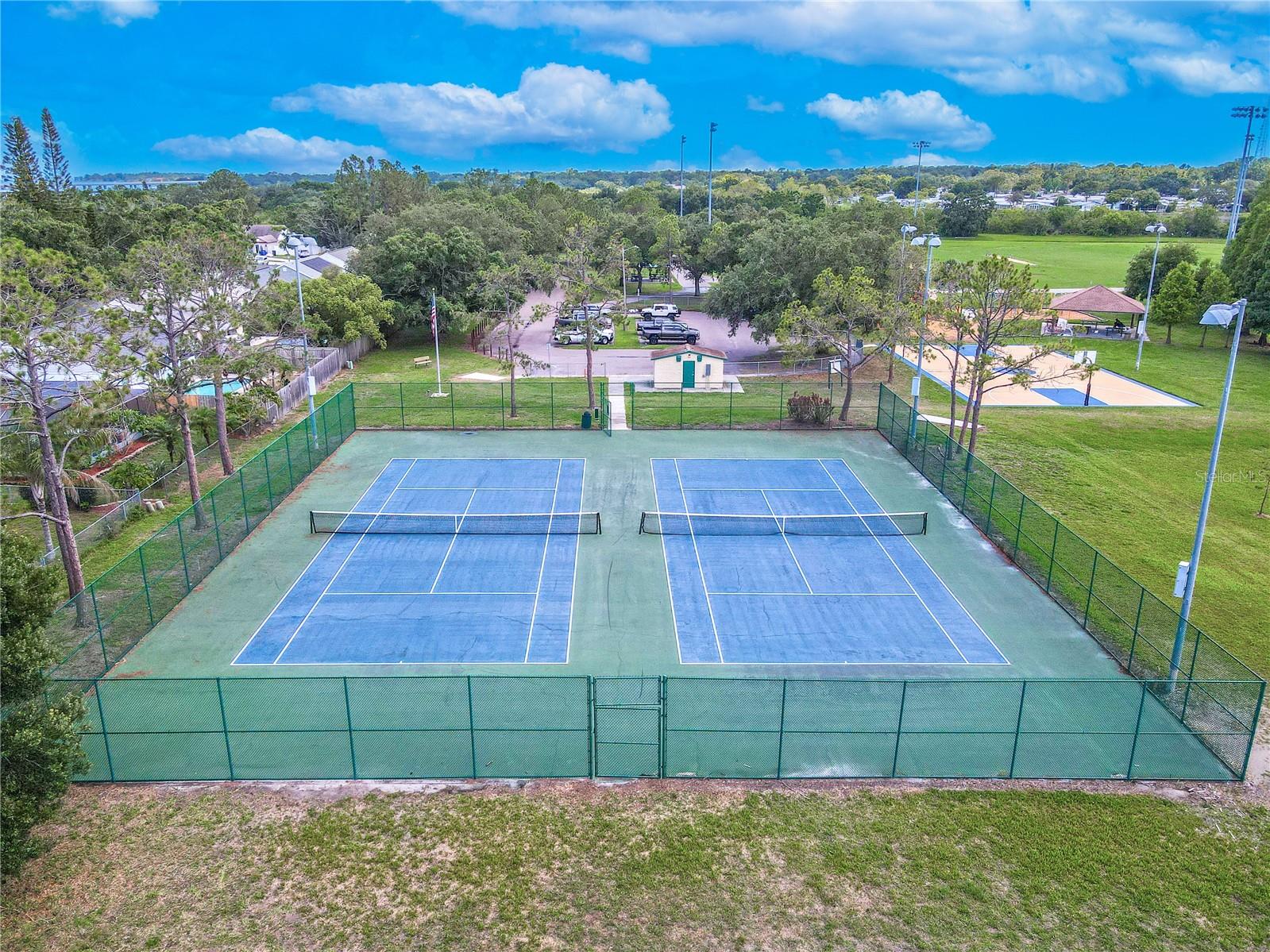 Image 70 of 70 For 1717 Mapleleaf Boulevard