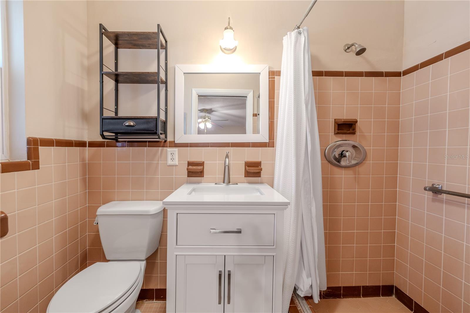 Image 37 of 52 For 554 Louden Avenue