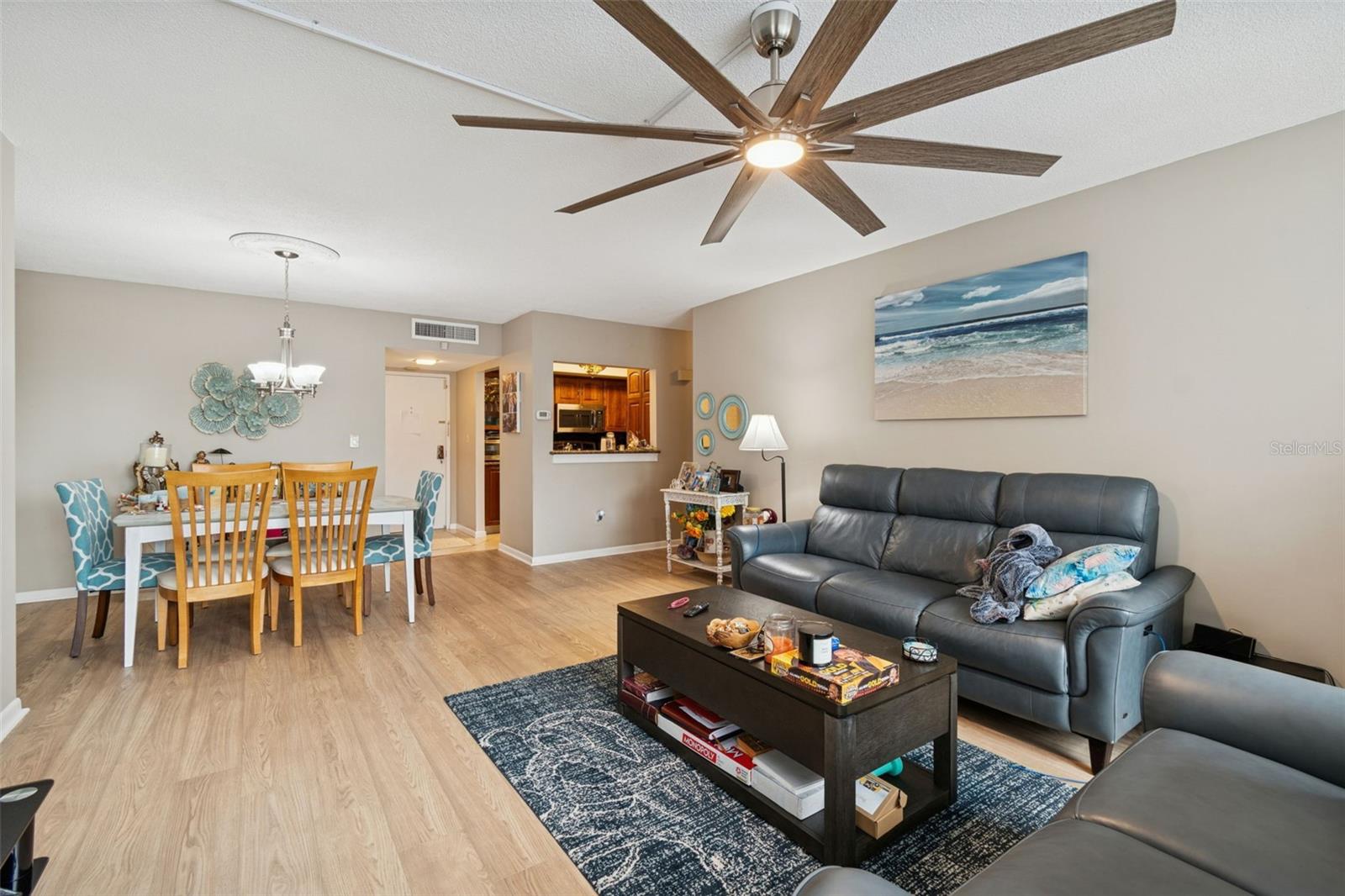 Image 15 of 43 For 5220 Brittany Drive S 501