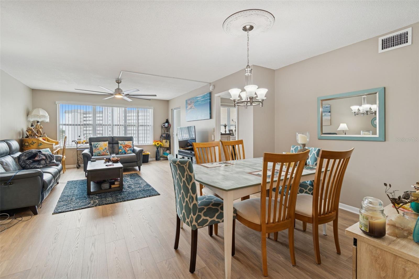 Image 17 of 43 For 5220 Brittany Drive S 501