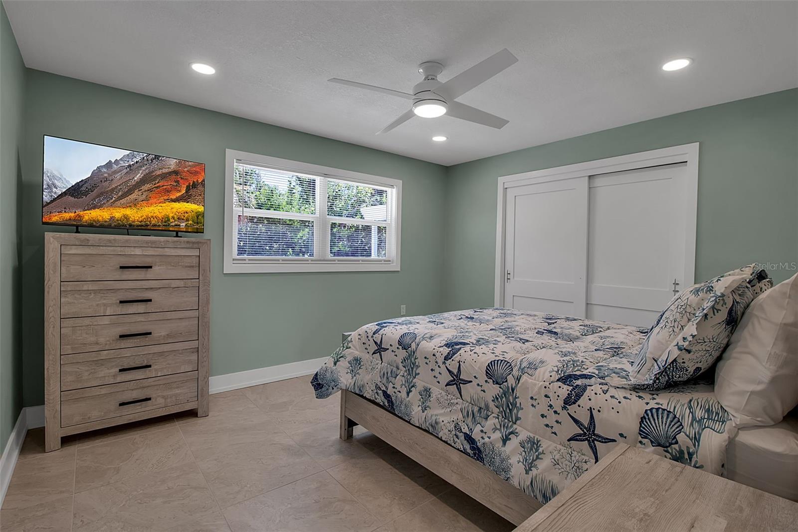 Image 16 of 26 For 713 Saint Judes Drive S 1